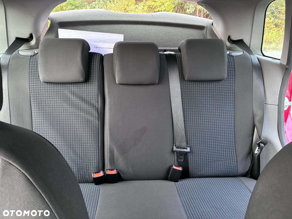 Ford Fiesta - 11