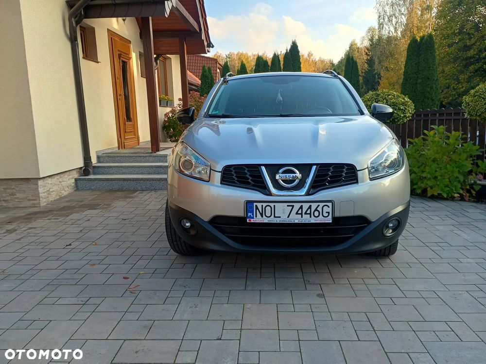 Nissan Qashqai - 1