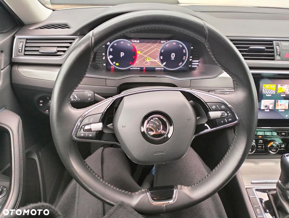 Skoda Superb 2.0 TDI SCR 4x4 Style DSG - 7