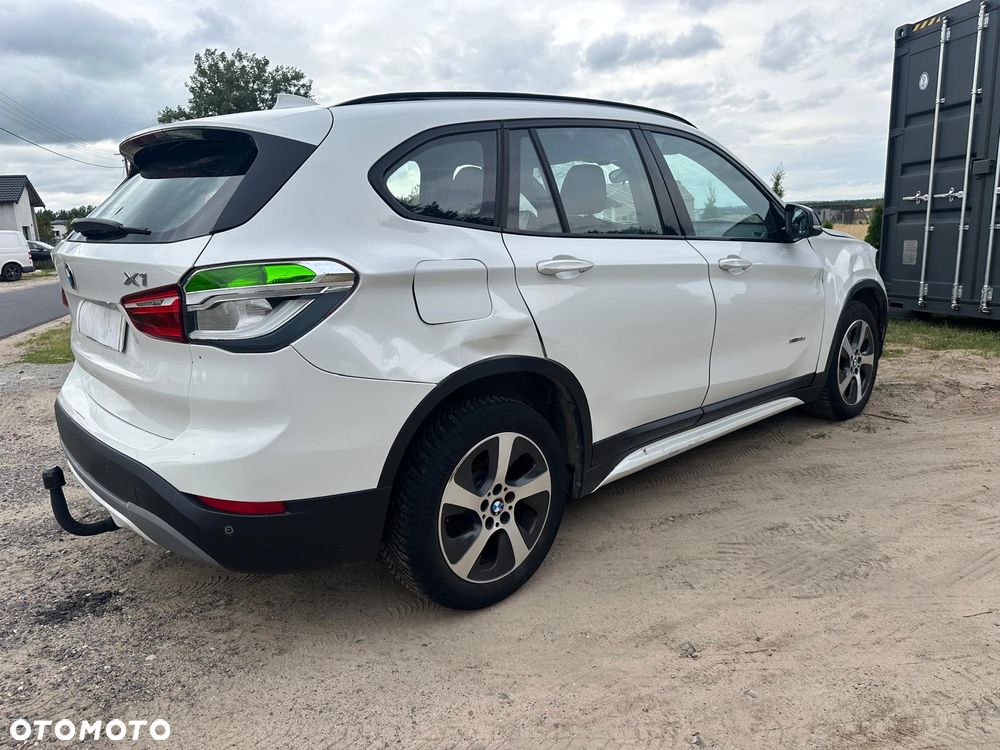 BMW X1 sDrive18d Sport Line sport - 4