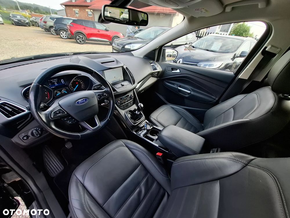 Ford Kuga 2.0 TDCi FWD Titanium - 11