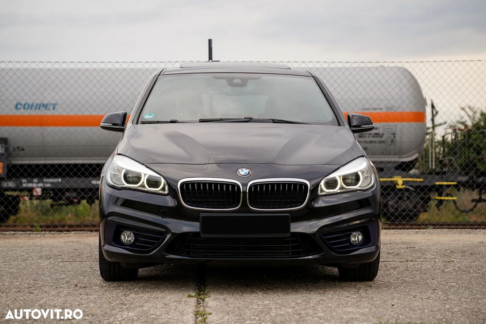 BMW Seria 2 218d Sport Line - 8
