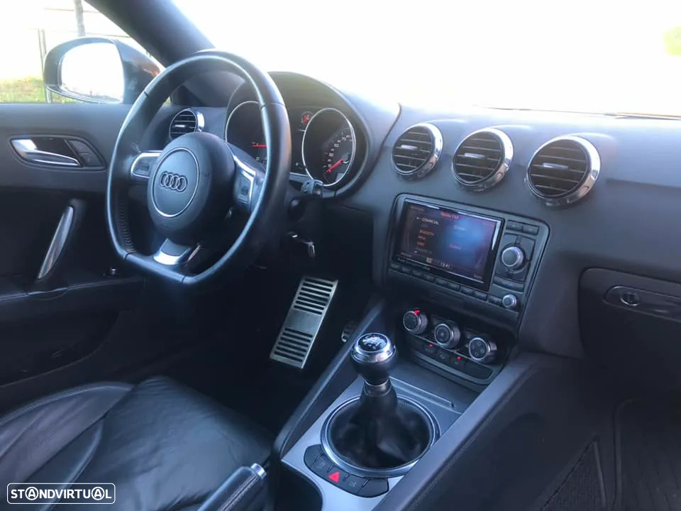 Audi TT Coupé 2.0 TDI quattro Limited Edition - 16