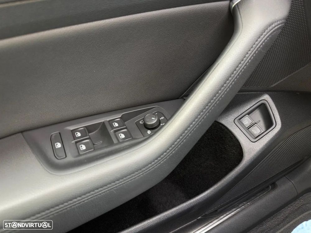 VW Passat Variant 1.4 TSI GTE Plug-in - 28