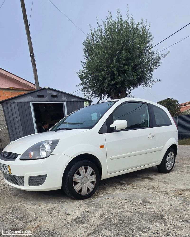 Ford FIESTA VAN - 2