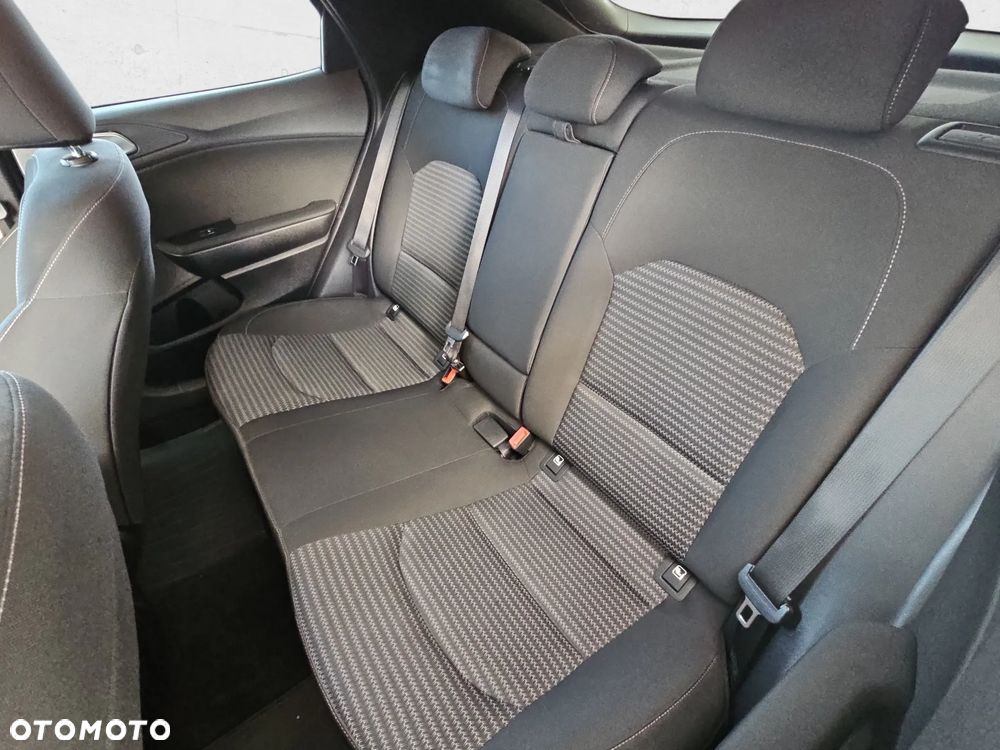 Kia XCeed 1.5 T-GDI M - 20
