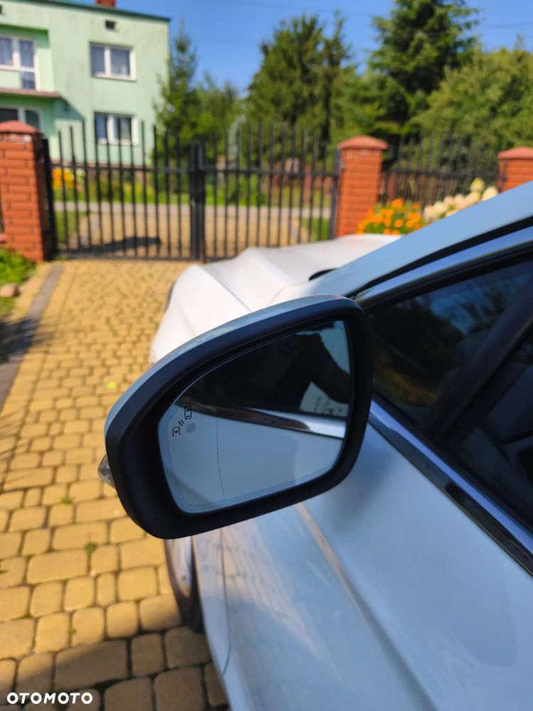 Ford Mondeo 2.0 TDCi Titanium - 14