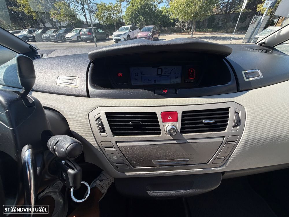 Citroën C4 Picasso 1.6 HDi Exclusive CMP6 - 29