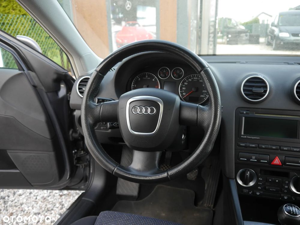 Audi A3 Sportback 2.0 TDI Attraction - 9
