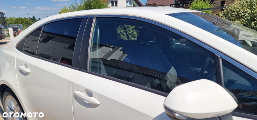 Toyota Corolla 1.8 Hybrid GPF Active - 14