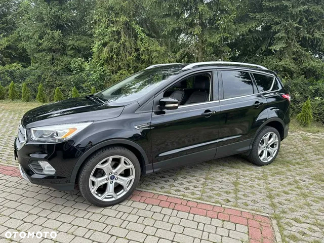 Ford Escape 2.0 EcoBoost AWD Titanium - 3