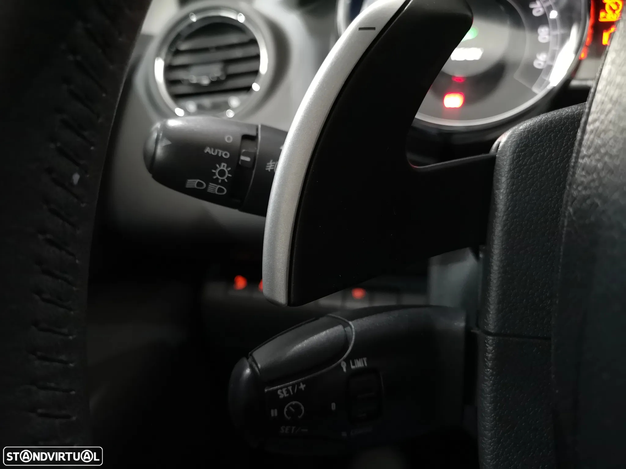 Peugeot 3008 2.0 HDi Hybrid4 88g - 24