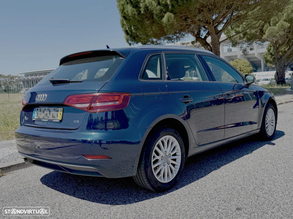 Audi A3 Sportback 1.6 TDI - 4