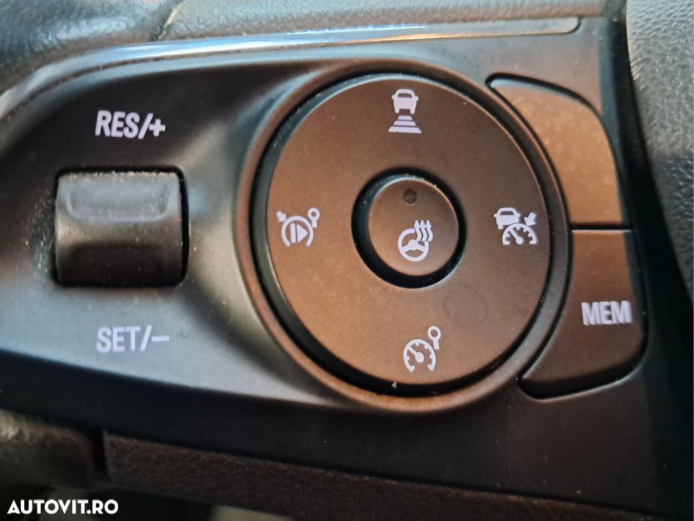 Opel Grandland X - 16