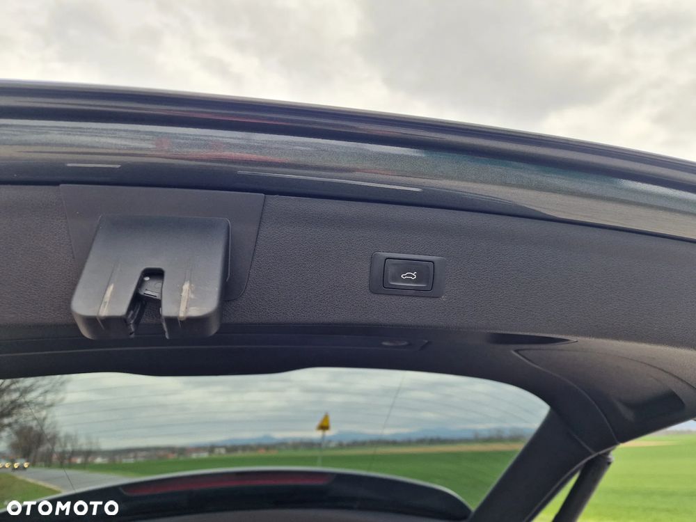 Audi Q3 2.0 TDI Quattro S tronic sport - 23