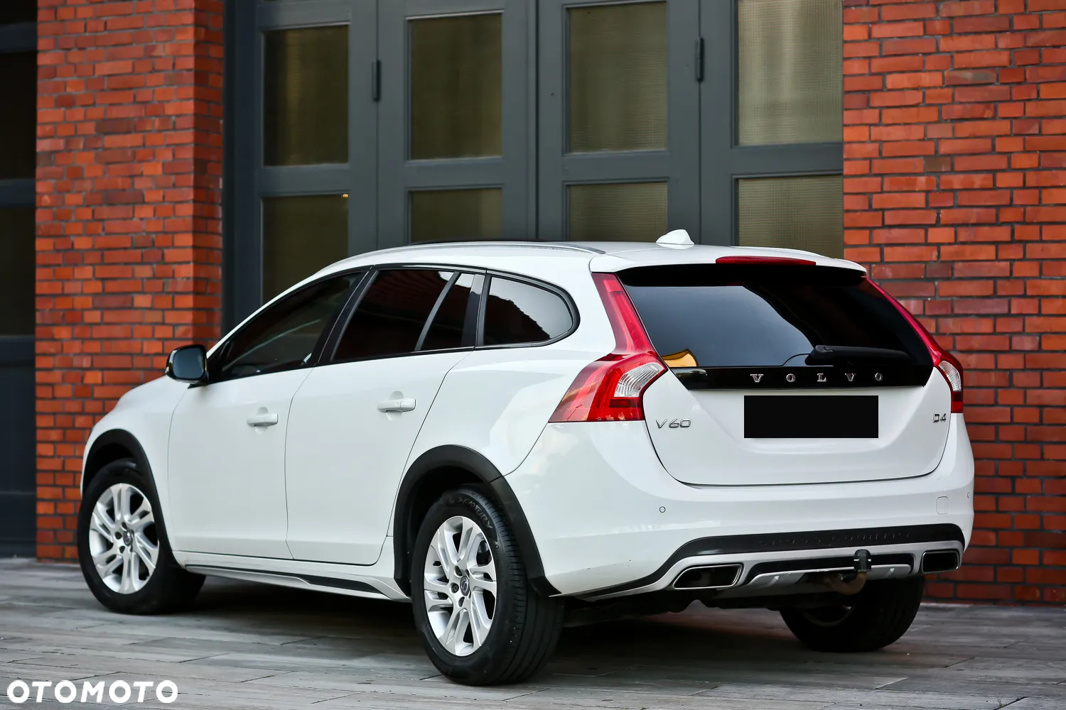 Volvo V60 Cross Country D4 Summum - 13