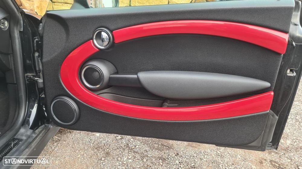 MINI Clubman John Cooper Works - 34