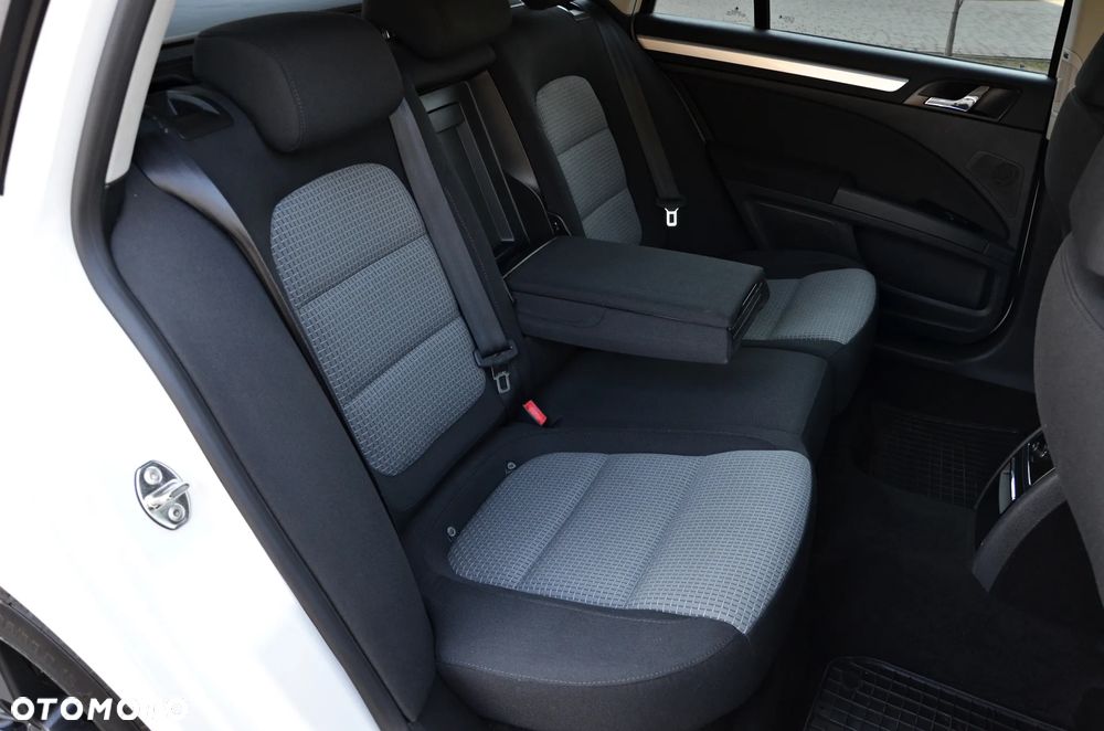 Skoda Superb 2.0 TDI Comfort - 35