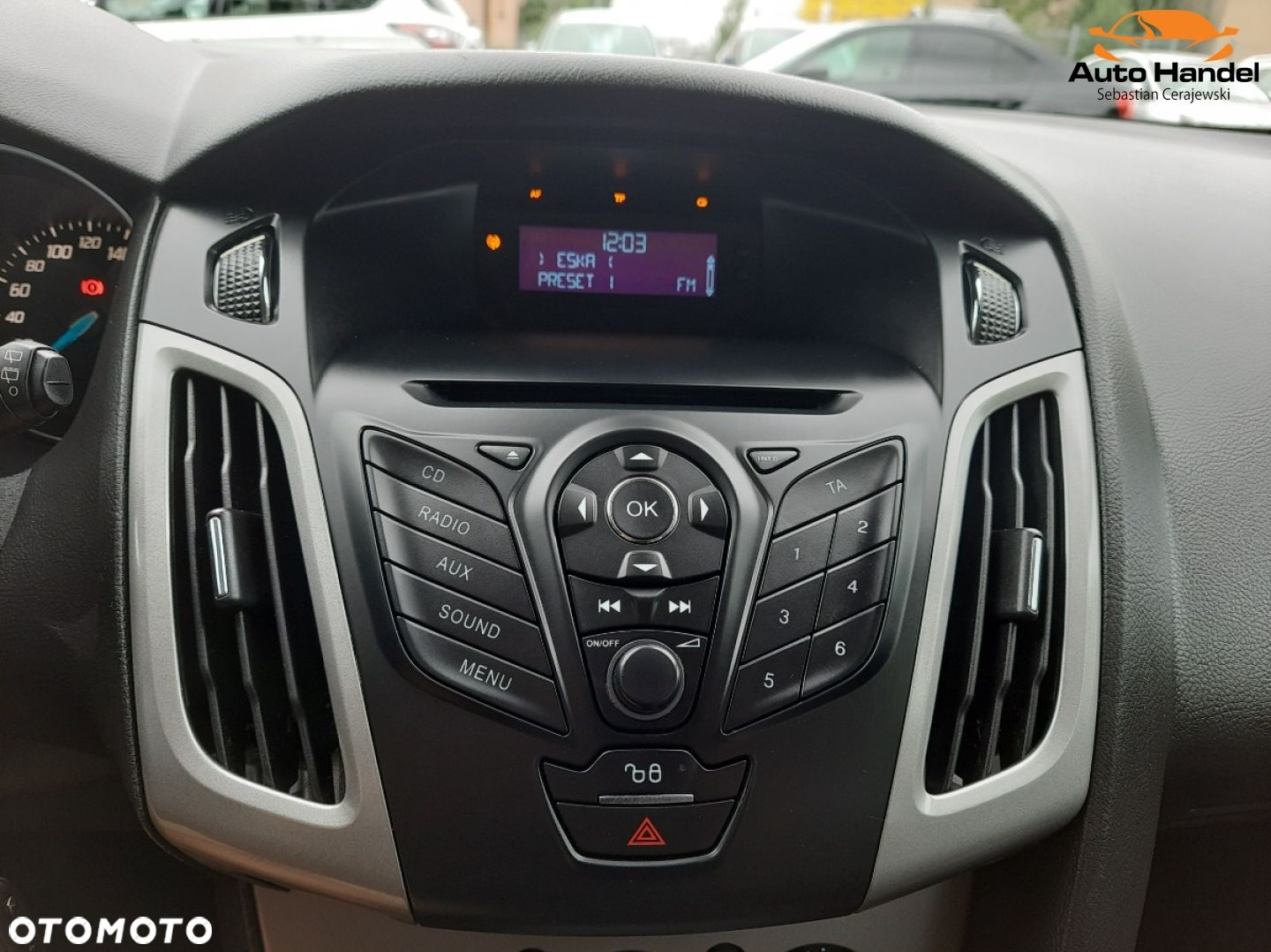 Ford Focus Turnier 1.6 Ti-VCT Champions Edition - 17