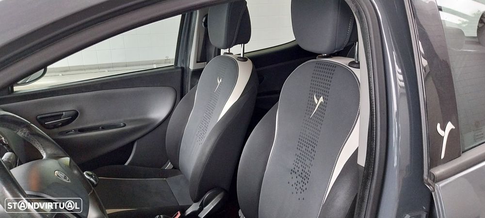 Lancia Ypsilon 1.2 S&S Gold - 6