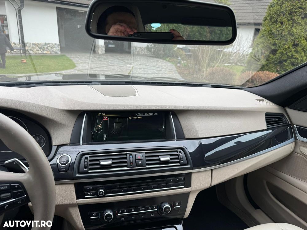 BMW Seria 5 520d xDrive - 10