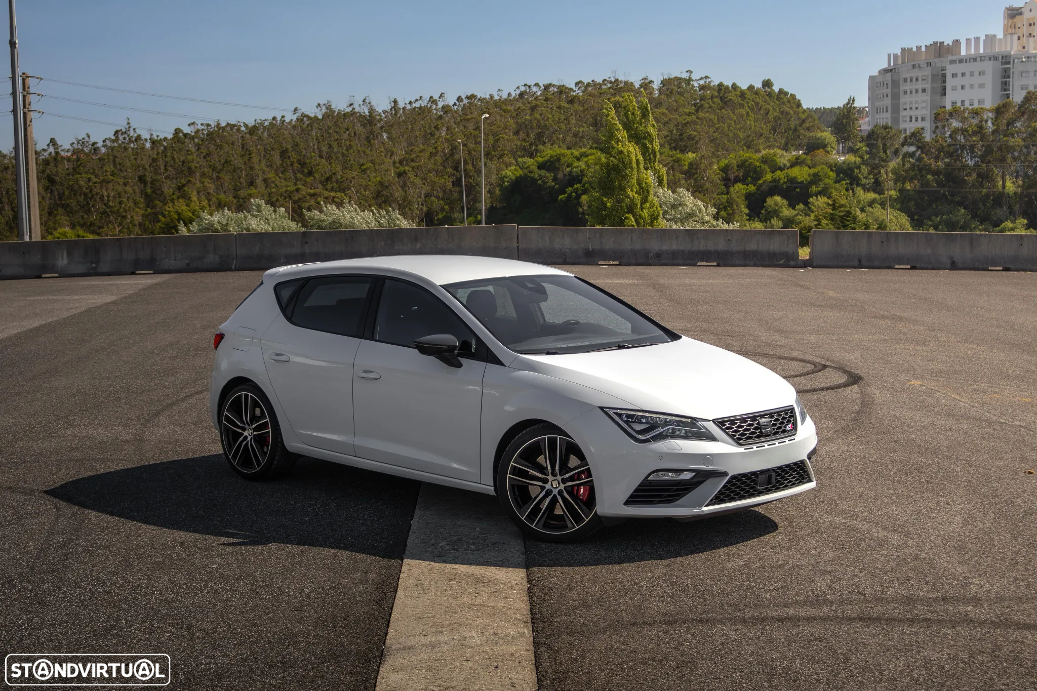 SEAT Leon 2.0 TSI S&S DSG Cupra 300 - 2