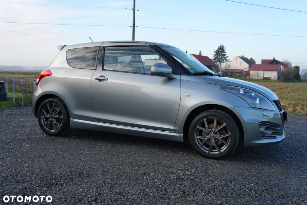 Suzuki Swift - 4