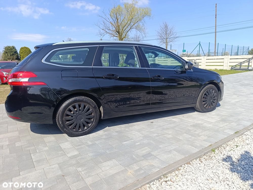 Peugeot 308 BlueHDi 150 Stop & Start Business-Line - 4