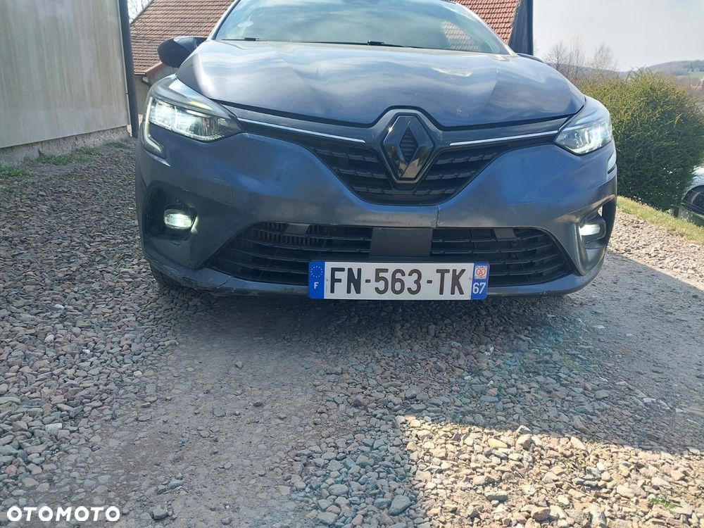 Renault Clio - 12