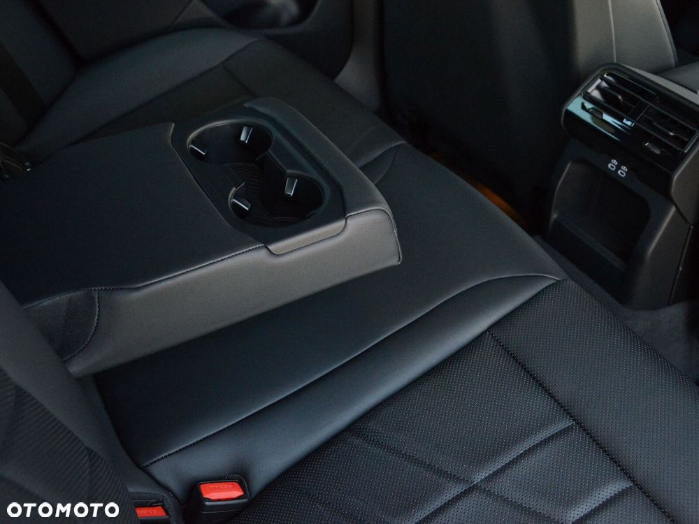 BMW Seria 5 - 30