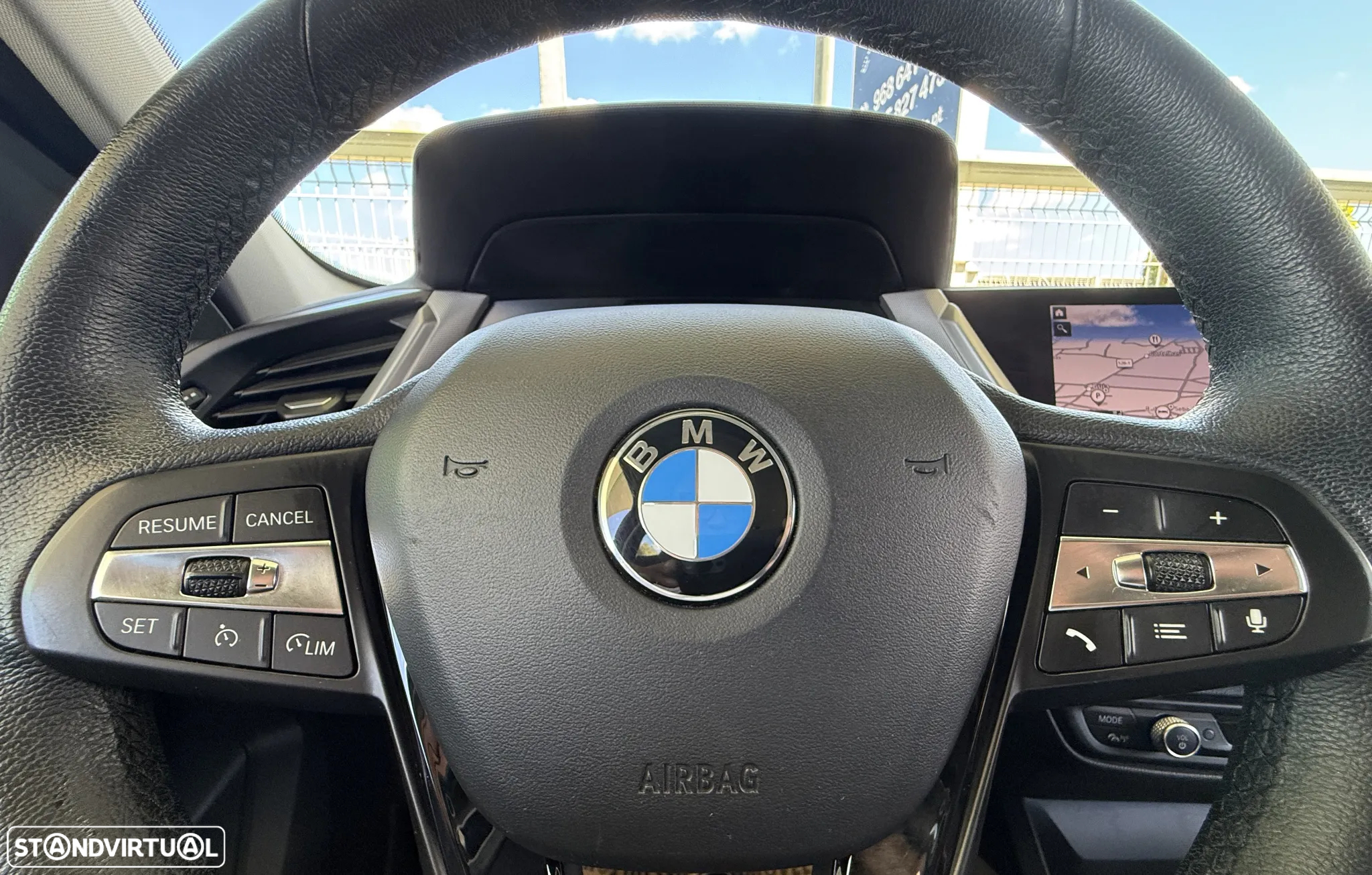 BMW 116 d Pack Color Vision Auto - 36