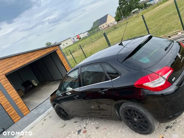 Citroën C4 e-HDi 115 Exclusive - 7