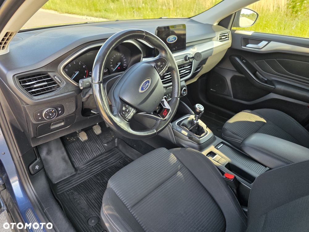 Ford Focus 1.5 EcoBoost Titanium Business - 16