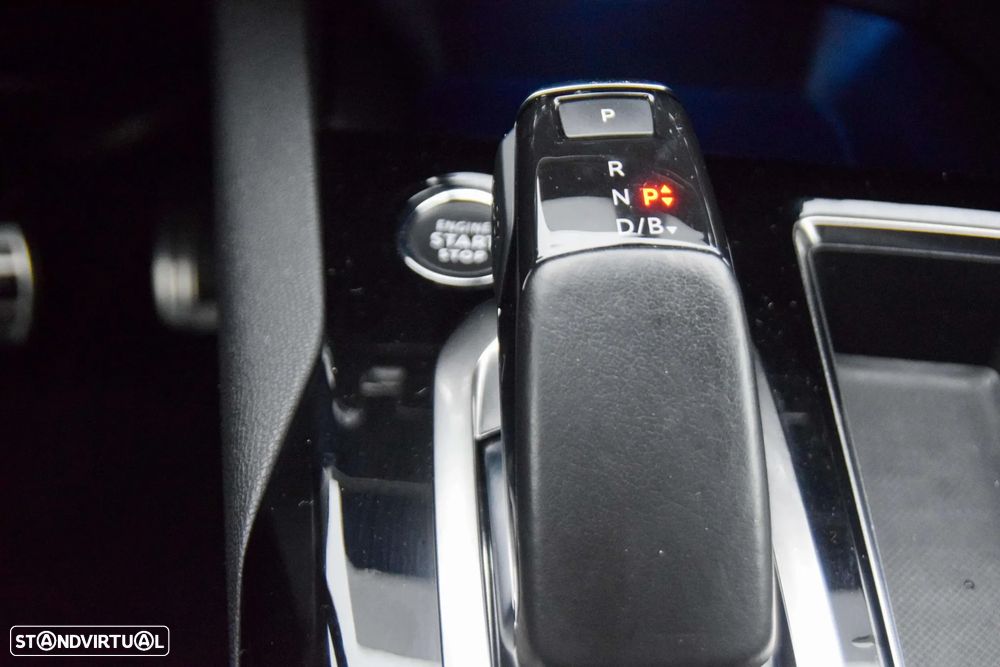 Peugeot 3008 1.6 Hybrid GT Pack e-EAT8 - 25