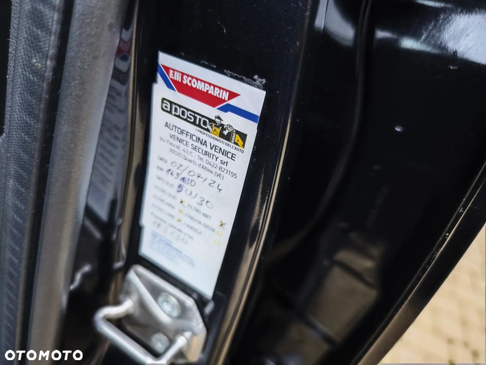 Ford Kuga 2.0 TDCi 4x4 Titanium - 37