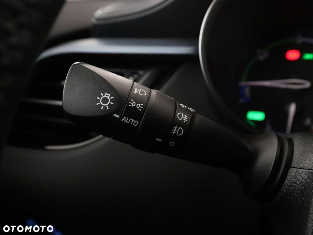 Toyota C-HR 2.0 Hybrid Executive - 33