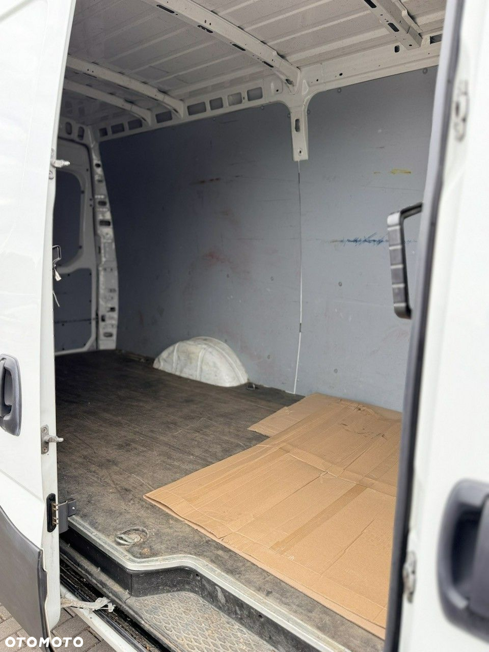 Iveco Daily 35S12 - 9