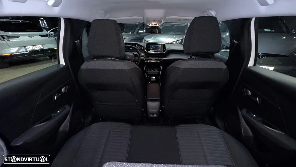 Peugeot e-208 Active Pack - 17