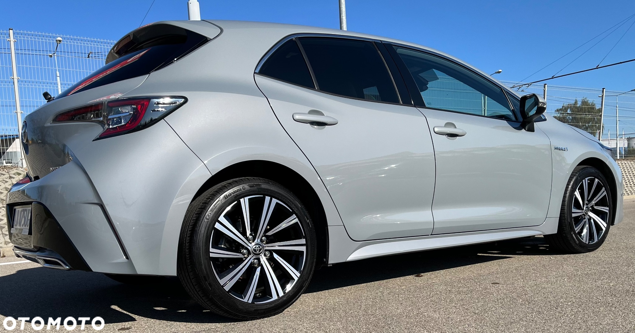 Toyota Corolla 2.0 Hybrid Comfort - 6