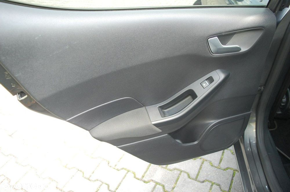 Ford Fiesta - 37