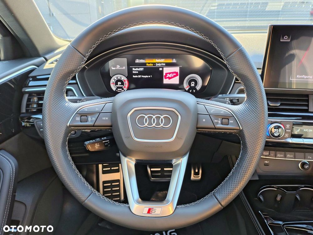 Audi A4 Limousine - 12