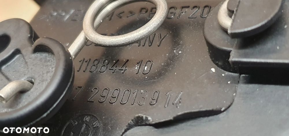 Klapka wlewu paliwa BMW X1 E84 475 11884410 - 8