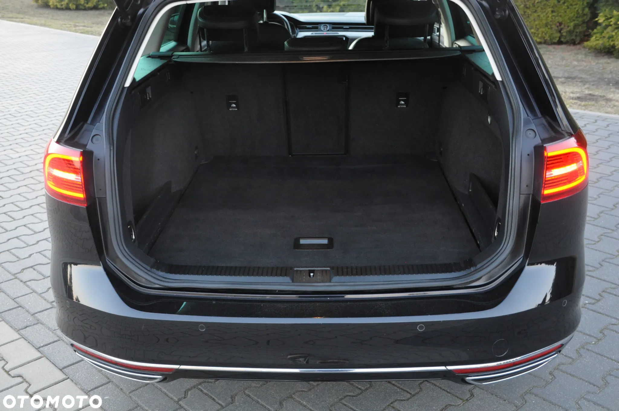 Volkswagen Passat - 22