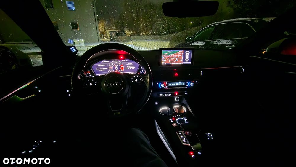 Audi A4 Avant 2.0 TDI S tronic - 14