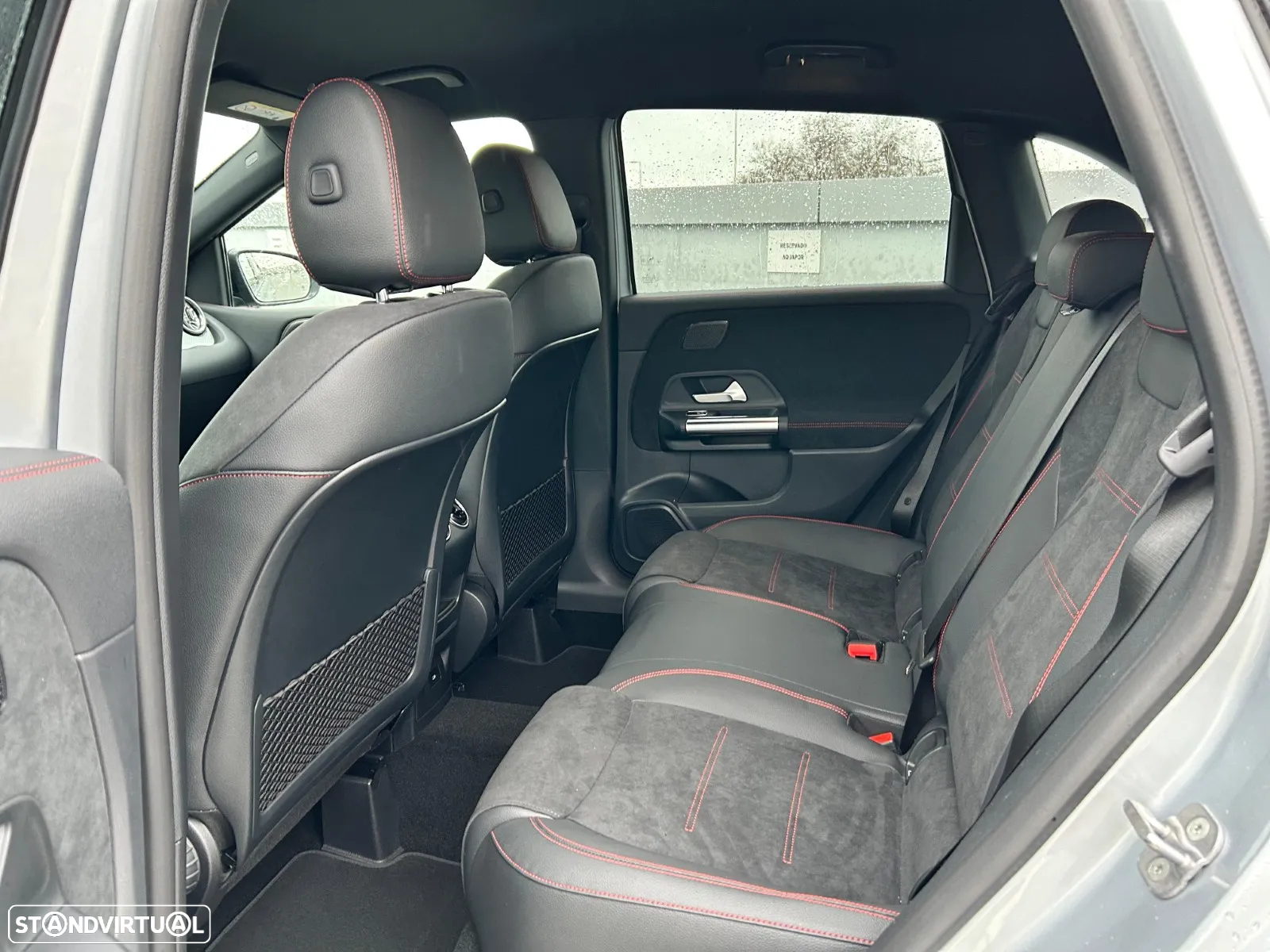Mercedes-Benz B 250 e - 4
