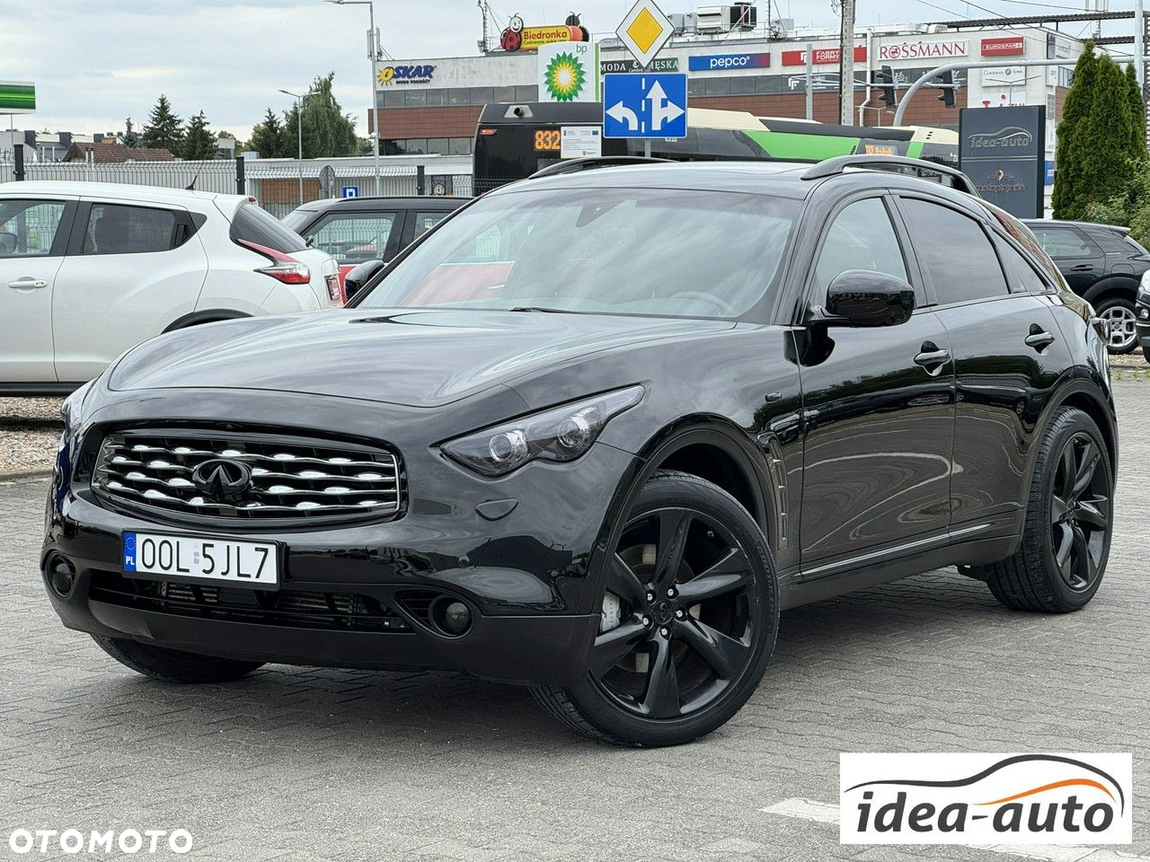 Infiniti FX - 2