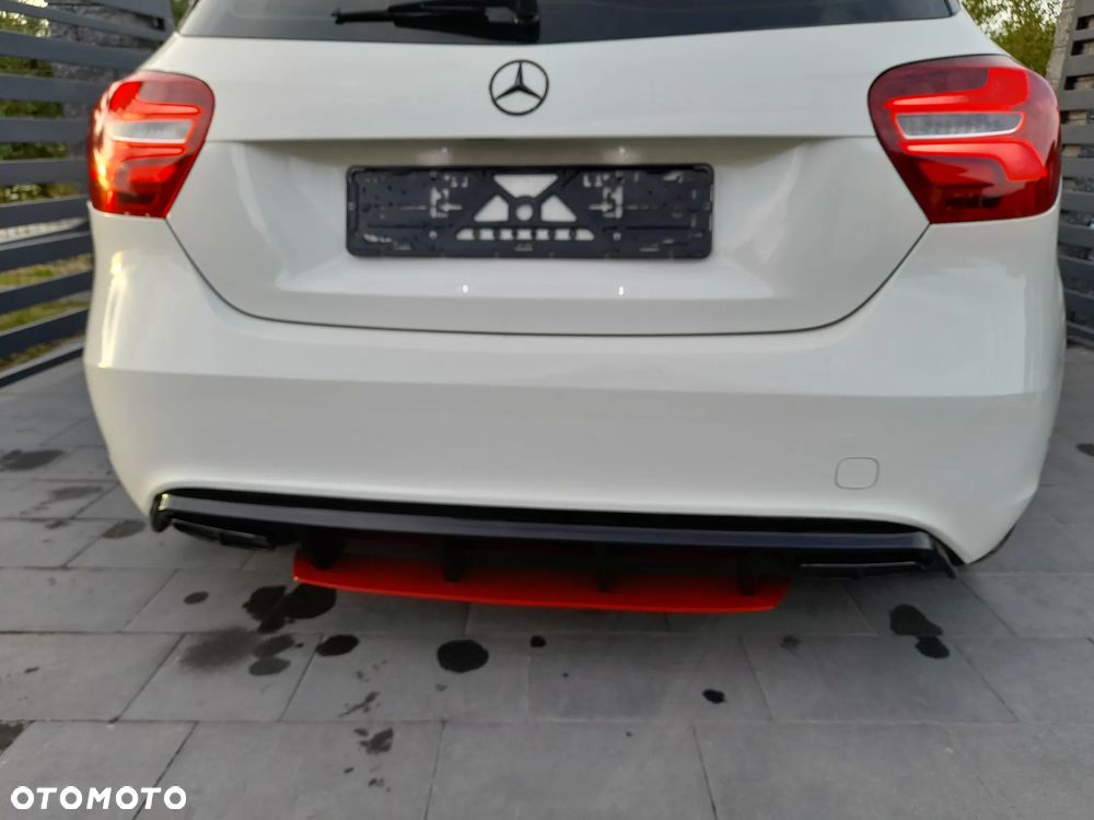 Mercedes-Benz Klasa A 180 7G-DCT AMG Line - 10