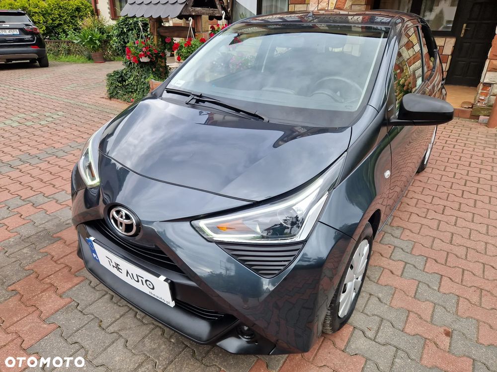 Toyota Aygo 1.0 VVT-i JBL Edition - 29