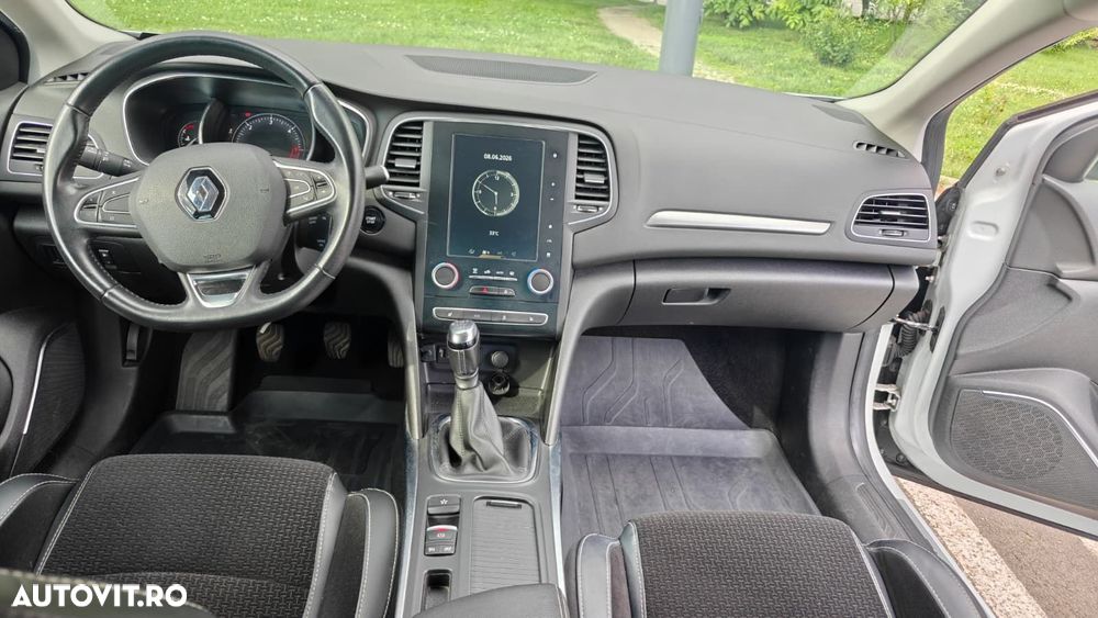Renault Megane 1.6 dCI Intens - 7