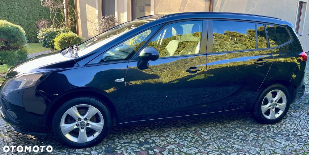Opel Zafira Tourer 2.0 CDTI Edition - 4